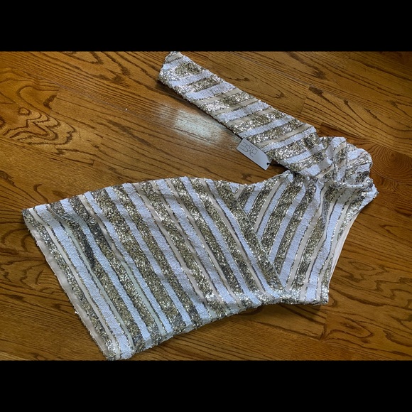 RYSE The Label One Shoulder Sequin Dress NWT - Picture 8 of 8